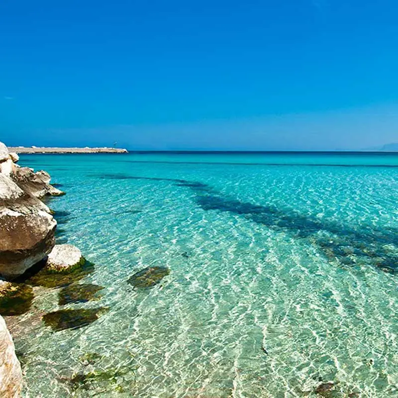 The refreshing embrace of the waters in San Vito Lo Capo